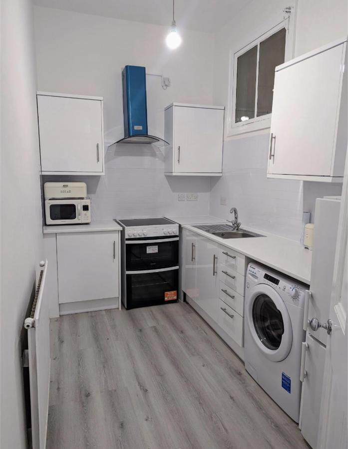 Cozy Room Close To The City Edinburgh Exterior photo