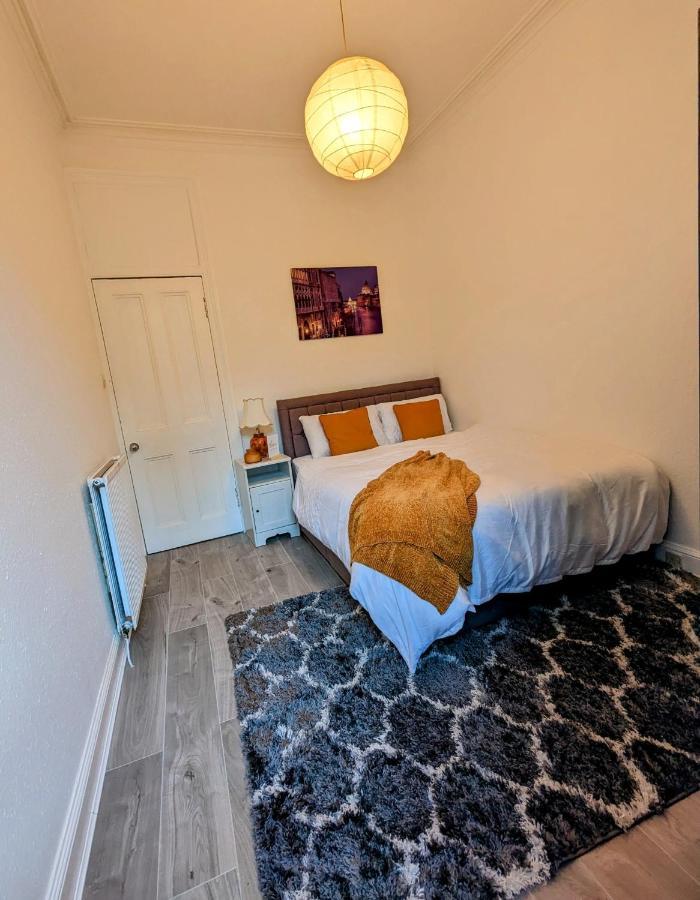 Cozy Room Close To The City Edinburgh Exterior photo